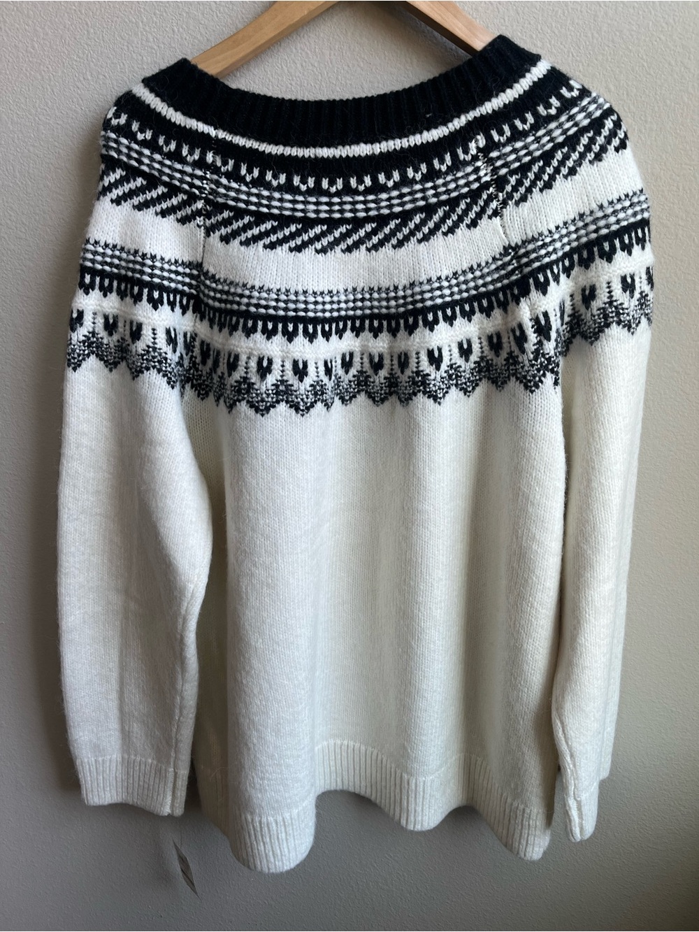 Classic Fair Isle Crewneck Sweater in Ivory & Black Classic Chic NWT - Picture 3 of 8